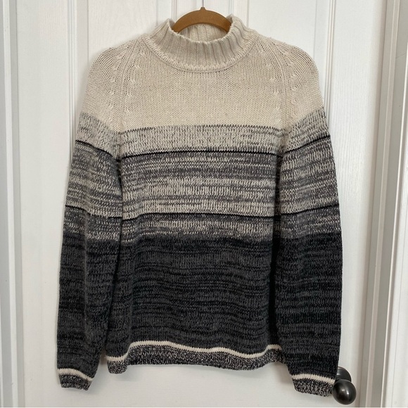 Crazy Horse Liz Claiborne Wool Blend Mock Neck Sweater Small - Picture 1 of 8